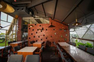 Ramada Encore by Wyndham Kochi Kalamassery - 4