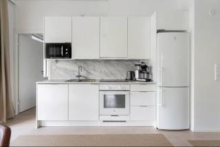 Bright & Modern City Home with Sauna, 6 Guests - 3