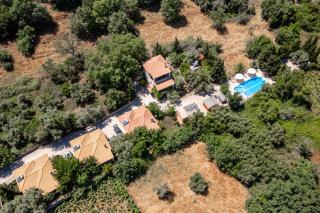 Apanema Mindfulness, Relaxing Adults Only Resort, Fast WiFi, Pool, Sauna, Massage - 1