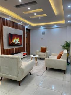 Pegion Residency-Spacious 3BRM Apartment with Pool - 6