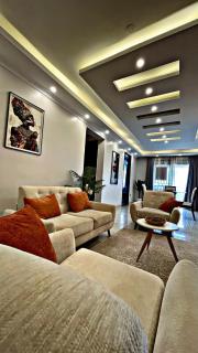Pegion Residency-Spacious 3BRM Apartment with Pool - 3