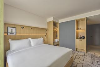 Hilton Garden Inn Bengaluru Embassy TechVillage Outer Ring Road - 8