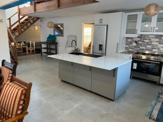 Modern, spacious & newly renovated Langebaan Stay - 7
