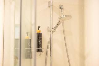 The Welles Residence Central City Suite ,1 bdrm, sleeps 2 - 8
