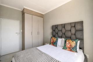 Happiness Retreat Stays -Midrand - 4