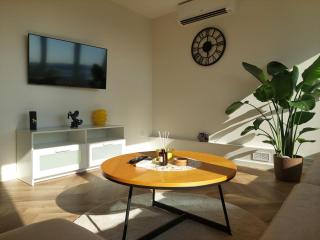 Romualdas apartments and free-parking Klaipeda city - 1