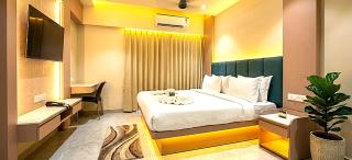 Rooftop View Coral Crestie-Near Temple#Swiming Pool #Comfortable Stay-Premium Facility with Wi-Fi And Fully Ac Room - 1