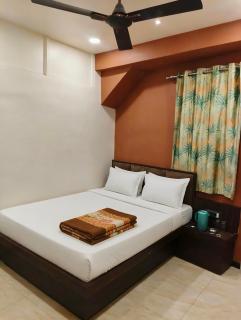 Shreeji guest house Mount Abu - 1