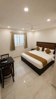 Hotel GK House - Greater Kailash 1 - 3