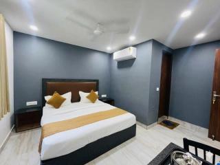 Hotel GK House - Greater Kailash 1 - 2