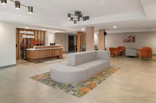 Hampton Inn by Hilton Philadelphia International Airport - 7