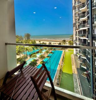 Isix Seaview 2R2B at Timurbay Pantai Balok Kuantan Pahang - 0