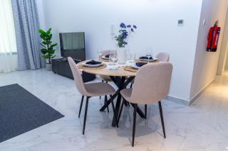 Bloomfields 2BR in Oasis 1 - Masdar City - 2