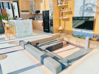Villa Isabel, Stylish Tropical Escape in Lovina - 1