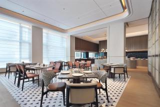 Hilton Garden Inn Qingdao West Coast Century Avenue - 5