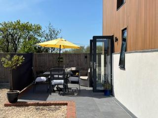 The Paddocks - Lovely accommodation overlooking paddocks - 8