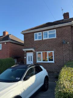Quiet 3 bed home in quiet residential area ideal for contractors or long term stays - 6