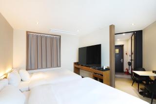 CS Avenue Tourist Hotel - 3