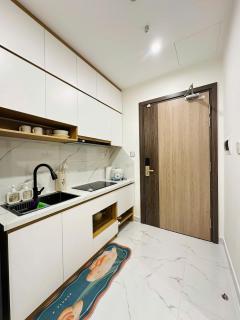 Căn Studio dành cho 2 người đối diện Vincom - 6