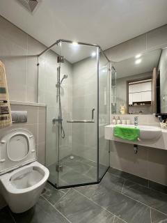 Căn Studio dành cho 2 người đối diện Vincom - 2