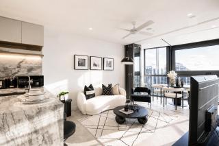 1Bedroom Apt in Queen's Wharf lv 62 - Skyline and City view - 8