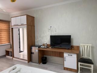 Hotel Enjoy near Railway - 9
