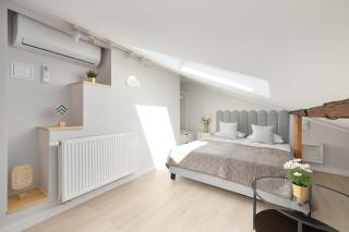 Klimatyzowany Apartament z 2 Sypialniami blisko Centrum by Noclegi Renters - 2