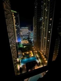 Cozy Studio in IT Park with Pool, Wi-Fi & Netflix - 6