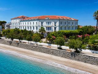 Grand Hotel Des Sablettes Plage, Curio Collection By Hilton - 0