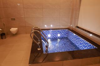 The Manral's Resort - 8