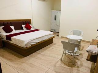 Hotel Shine Plus - 4