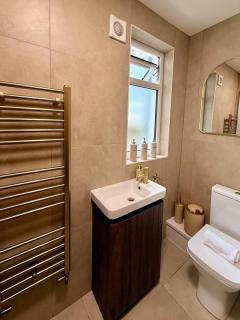Dolphin House - Apartment 4 - 1