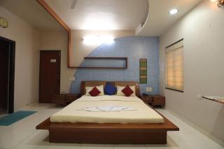Hotel Shrimad Residendy - 2