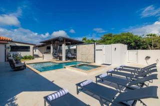 Sotto del Sol 7BR Pool Villa Near Palm Beach & Ritz by Bocobay - 0