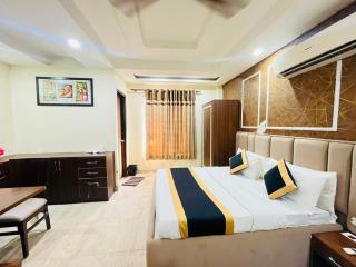 Hotel Campus Inn- Sec 44 Noida - 8