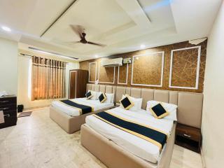 Hotel Campus Inn- Sec 44 Noida - 1