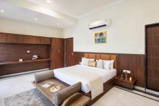 Alaya stays Amar Villa 3-BHK Retreat with Private Pool & Garden near Karni Mata Temple - 7