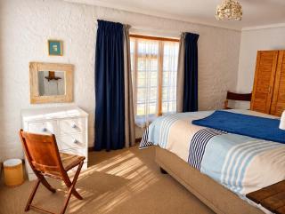 Rheola's Guest Cottage - 5
