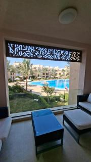 Mangroovy Coastal 2-Bed Pool View & Beach Access - Hurghada - 8