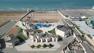 Caspian Golden Beach Baku by Sham - 0