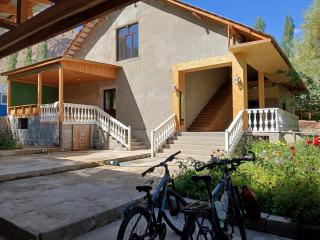 Zara Homestay - 4