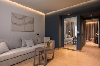 Twins City Suites - 8