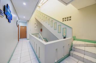 Green Apple Residence near Sarinah Mitra RedDoorz - 1