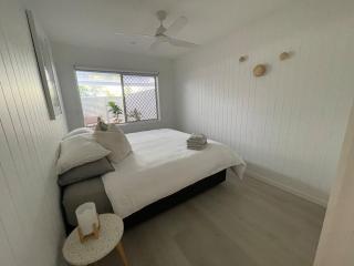 Killara Apt 3 - Noosa Heads Holiday Apartment - 2