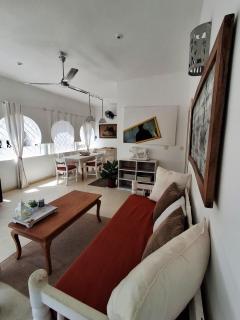 Beachfront Palm Haven ,Kaya 2 BR pools , balcony&beach access - 2