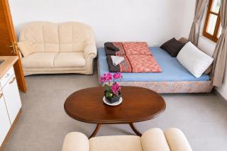Modern Studio Apartment with Free Wi-Fi - 0