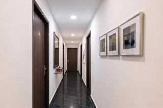 FabHotel Snereya - 7
