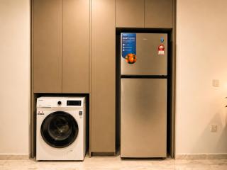 E A T ON Residencesi KLCC at City - 6