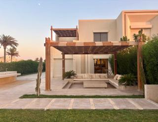 Chic 3BDR Townhouse Lagoon & Pool View, Shedwan - 0