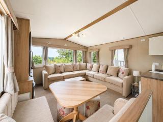 Modern dog-friendly caravan at Bowland Fell in Yorkshire ref 93002PG - 6
